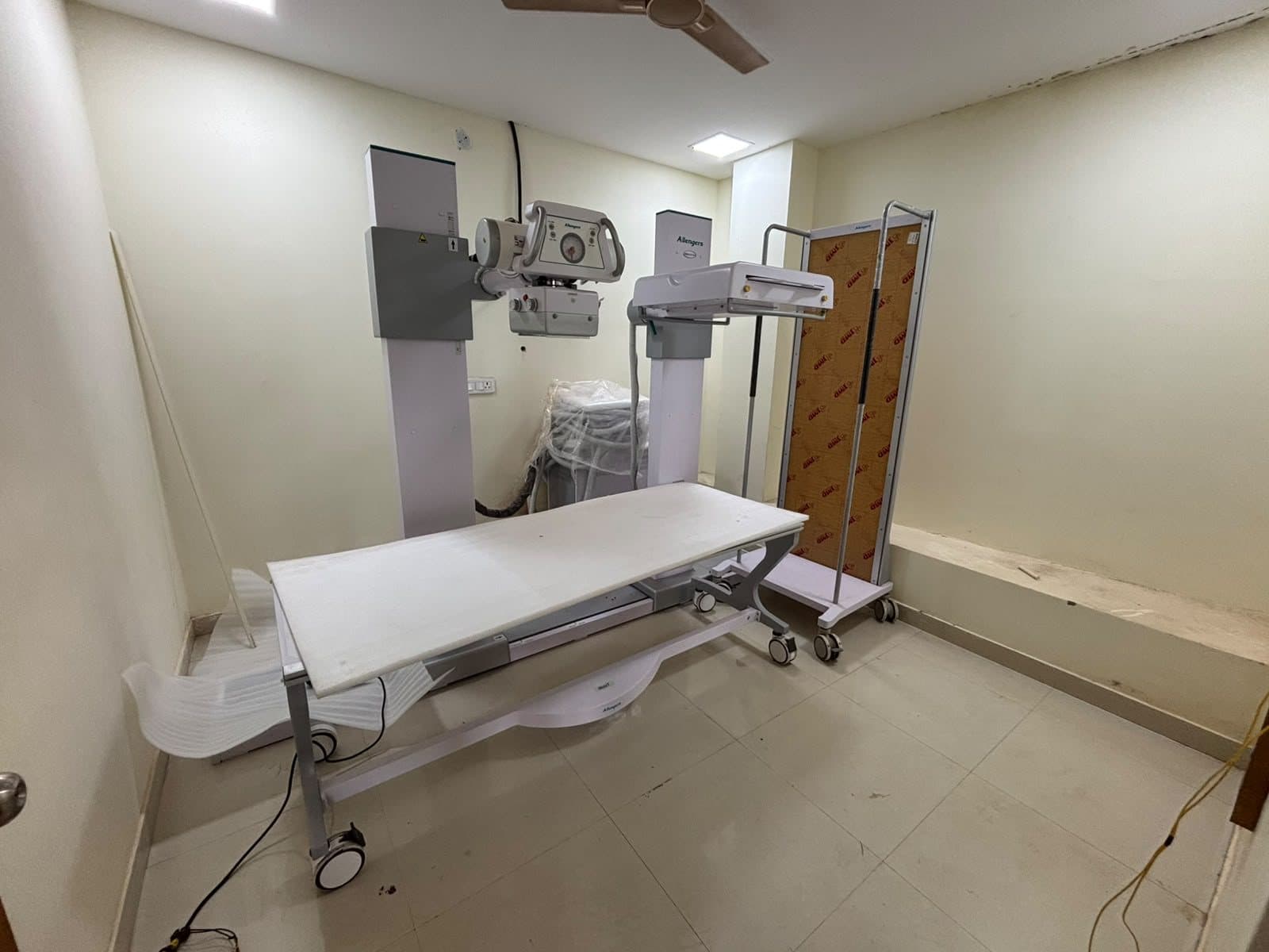 Maa Bhagwati Hospital digital X-ray diagnostic room