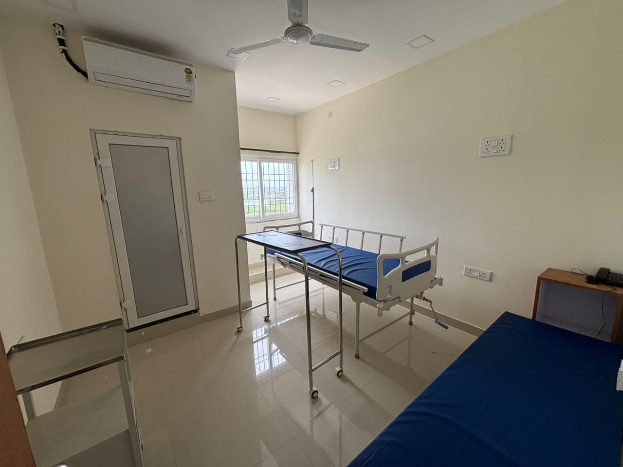 Maa Bhagwati Hospital private patient room